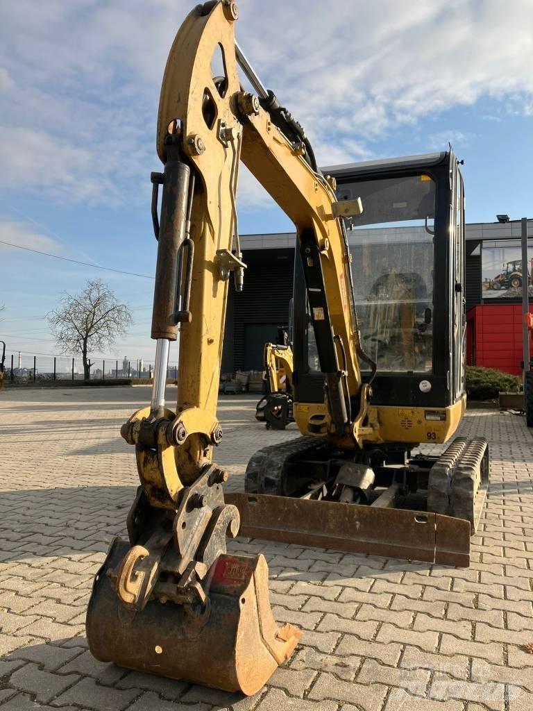 CAT 301.7 D Mini Escavadoras <7t