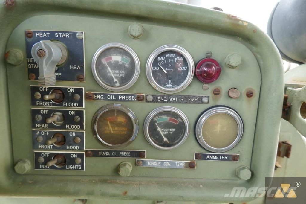 CAT D7F Ex-army Dozers - Tratores rastos