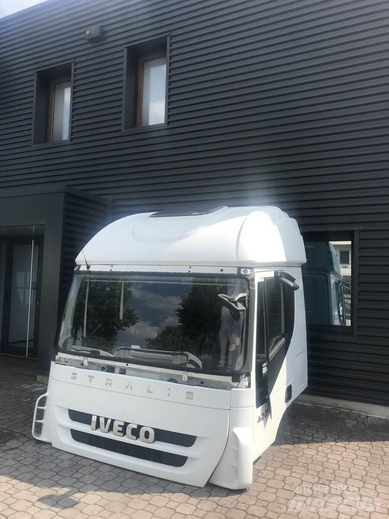 Iveco Stralis AT Cabines e interior