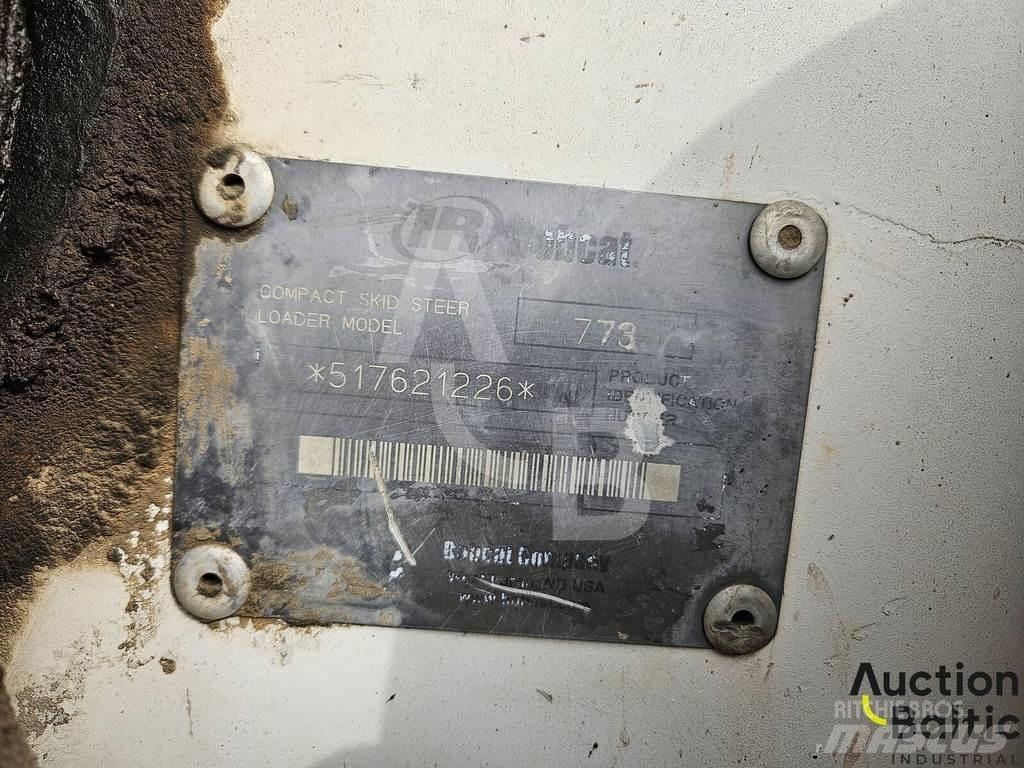 Bobcat 773 Carregadoras de direcção deslizante
