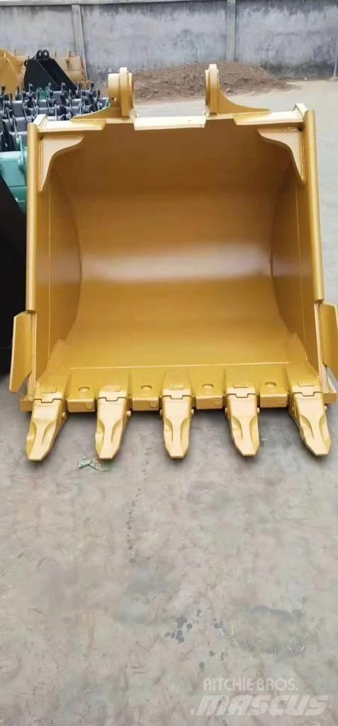 Komatsu PC220 Baldes