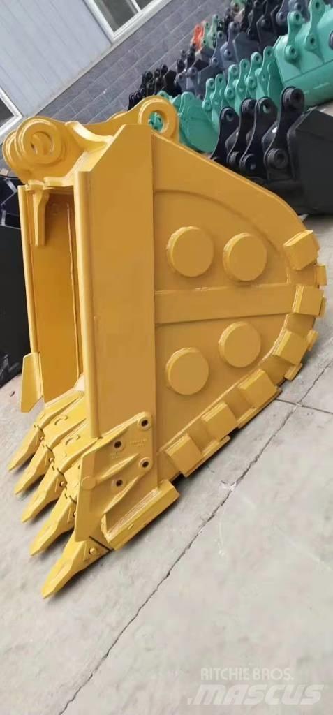Komatsu PC220 Baldes