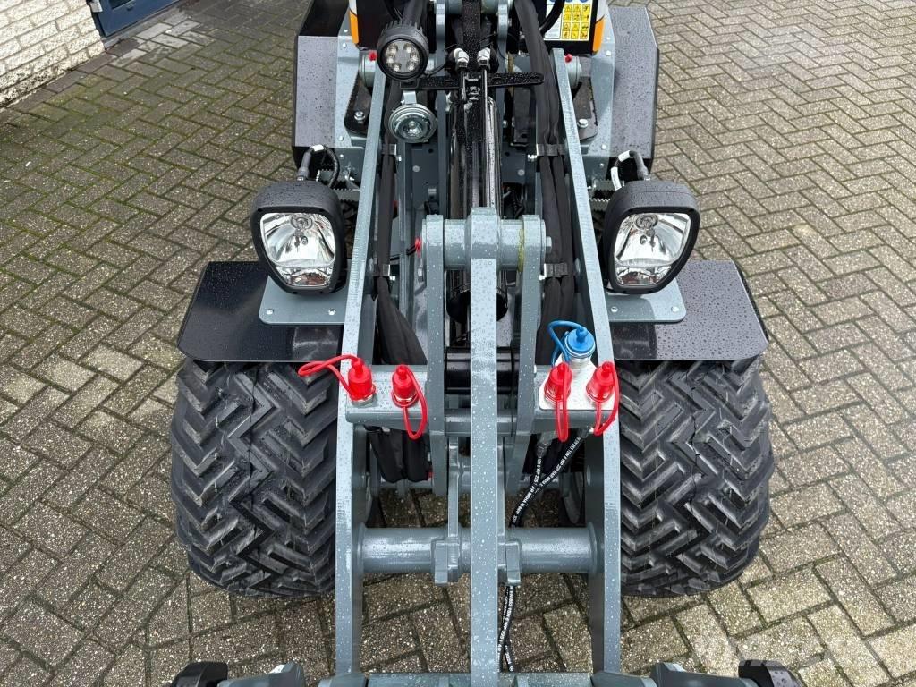 Giant G1500L Xtra Mini carregadoras