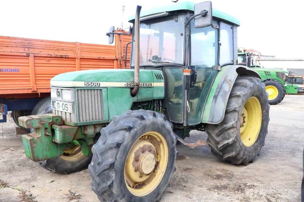 John Deere 5500 STD Tratores Agrícolas usados