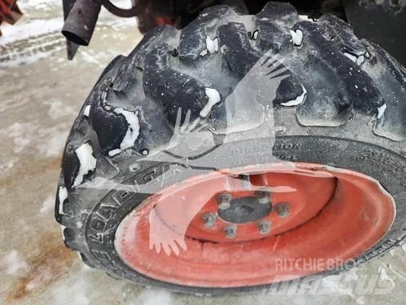 Kubota B26 Retroescavadoras