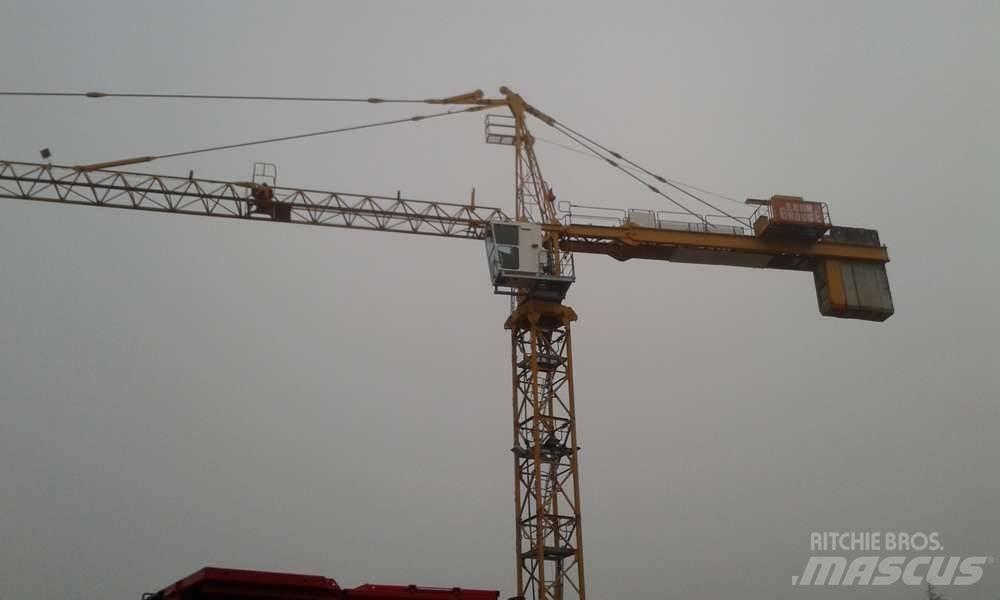 Potain MD 235 J12 Gruas de construção