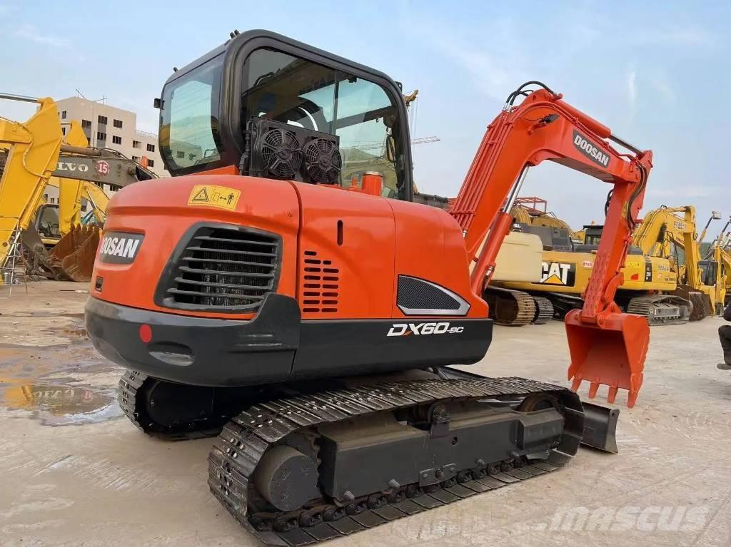 Doosan DX60-9C Mini Escavadoras <7t