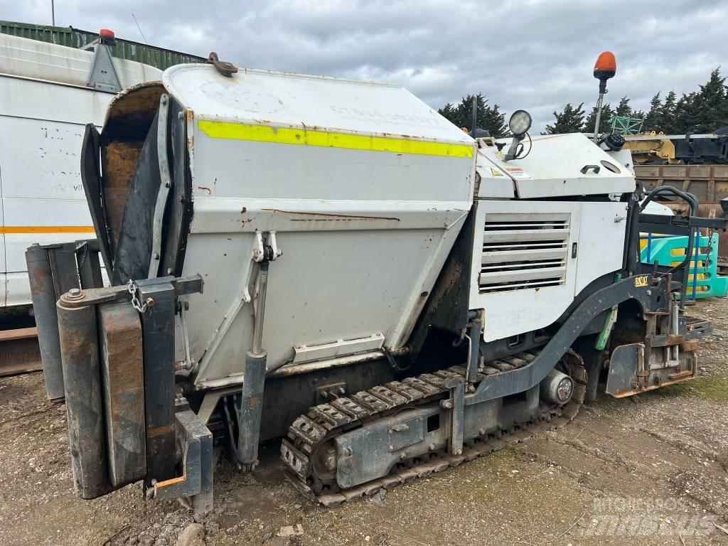 Bomag BF 223 C Pavimentadoras de asfalto