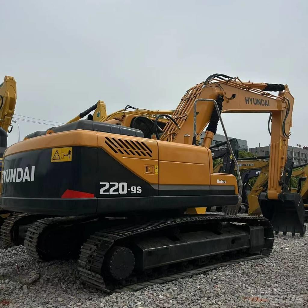Hyundai 220-9s Escavadoras de rastos