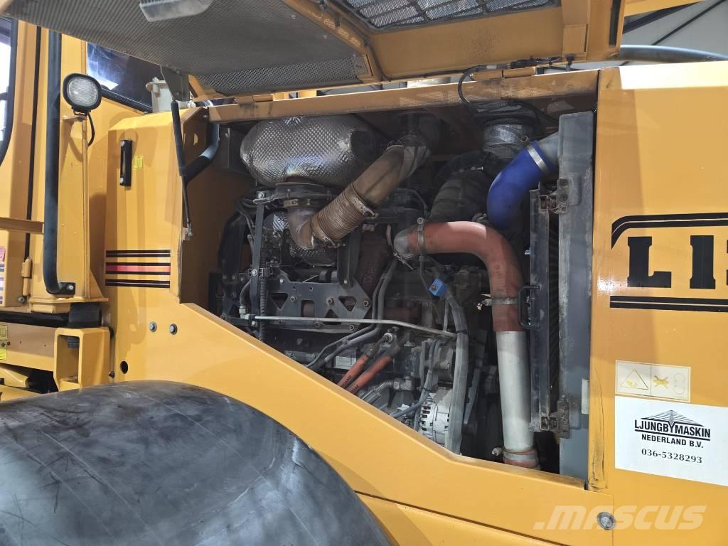 Ljungby L13 Pás carregadoras de rodas