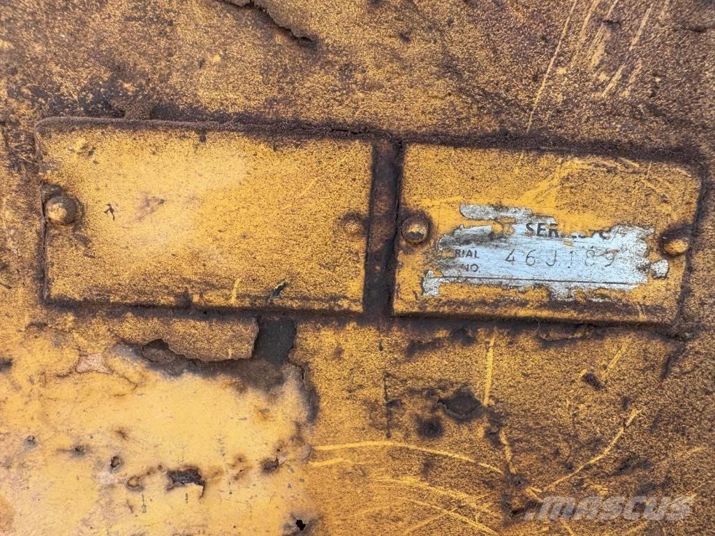 CAT D 6 C Dozers - Tratores rastos