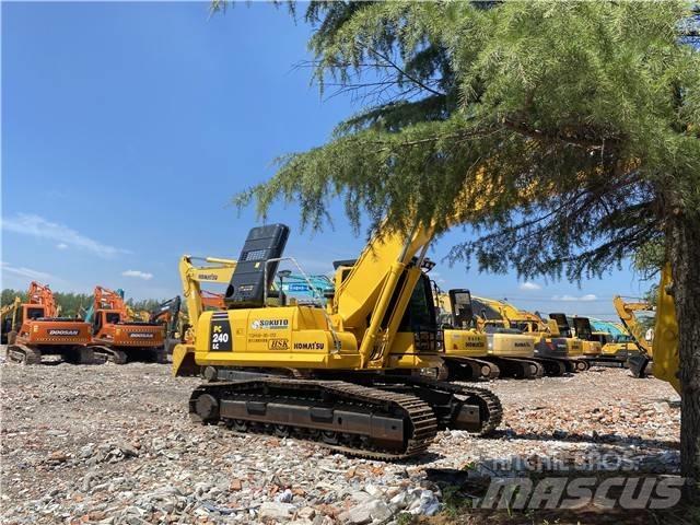 Komatsu PC240-8 Escavadoras de rastos