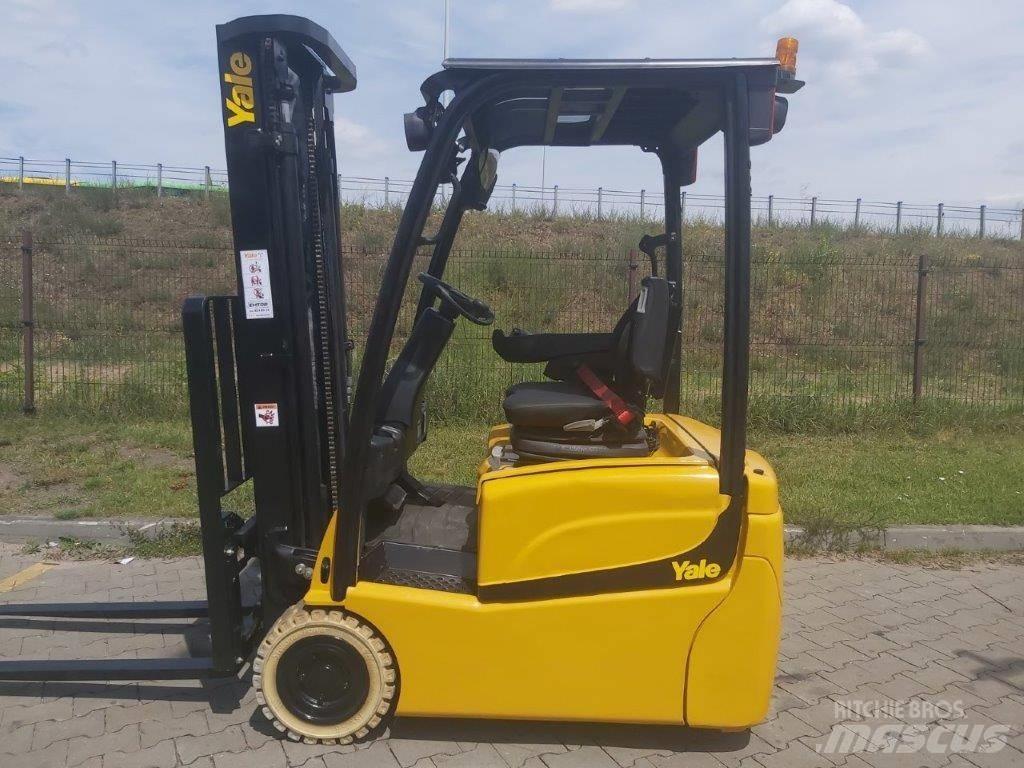 Yale ERP15VT Empilhadores eléctricos