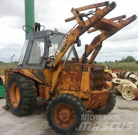 Case 580G para peças Chassis e suspensões