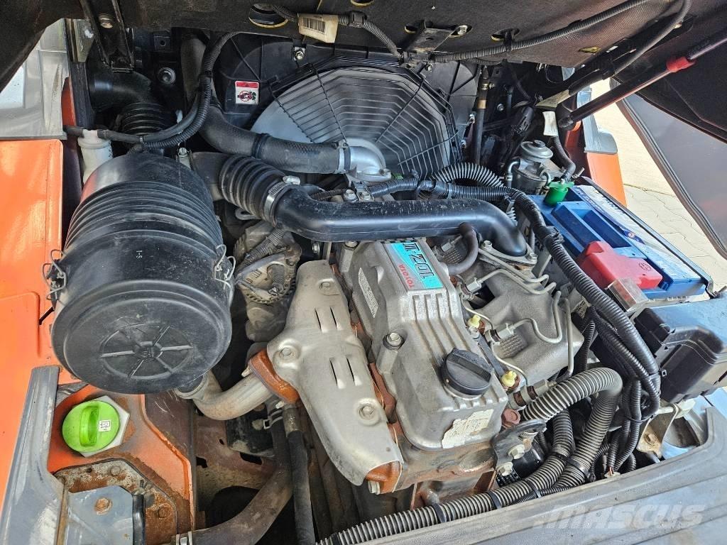 Toyota 8FDF25 Empilhadores Diesel