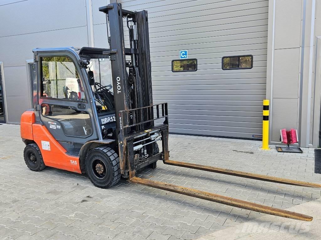 Toyota 8FDF25 Empilhadores Diesel