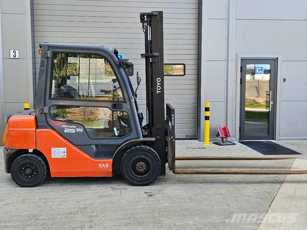 Toyota 8FDF25 Empilhadores Diesel