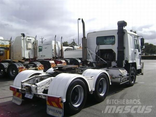 Volvo FL10 Tractores (camiões)
