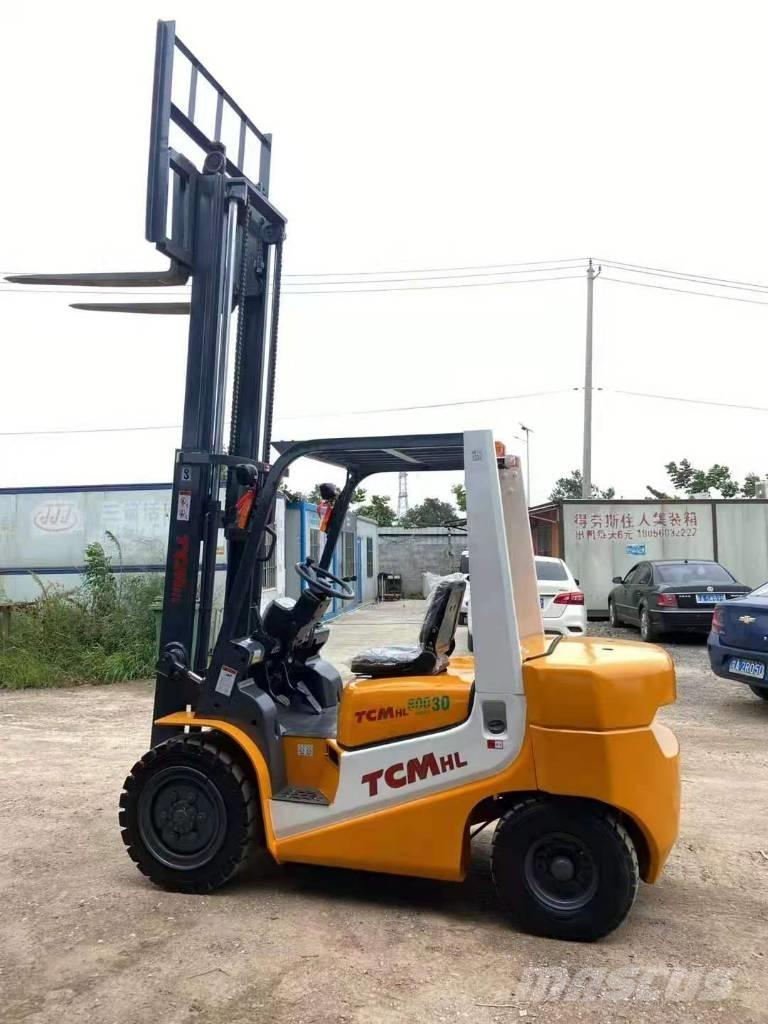 TCM FD 30 Empilhadores Diesel