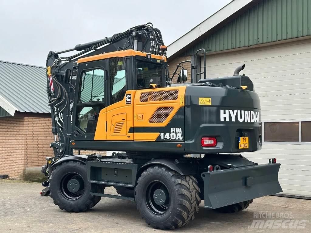 Hyundai HW140A Escavadoras de rodas