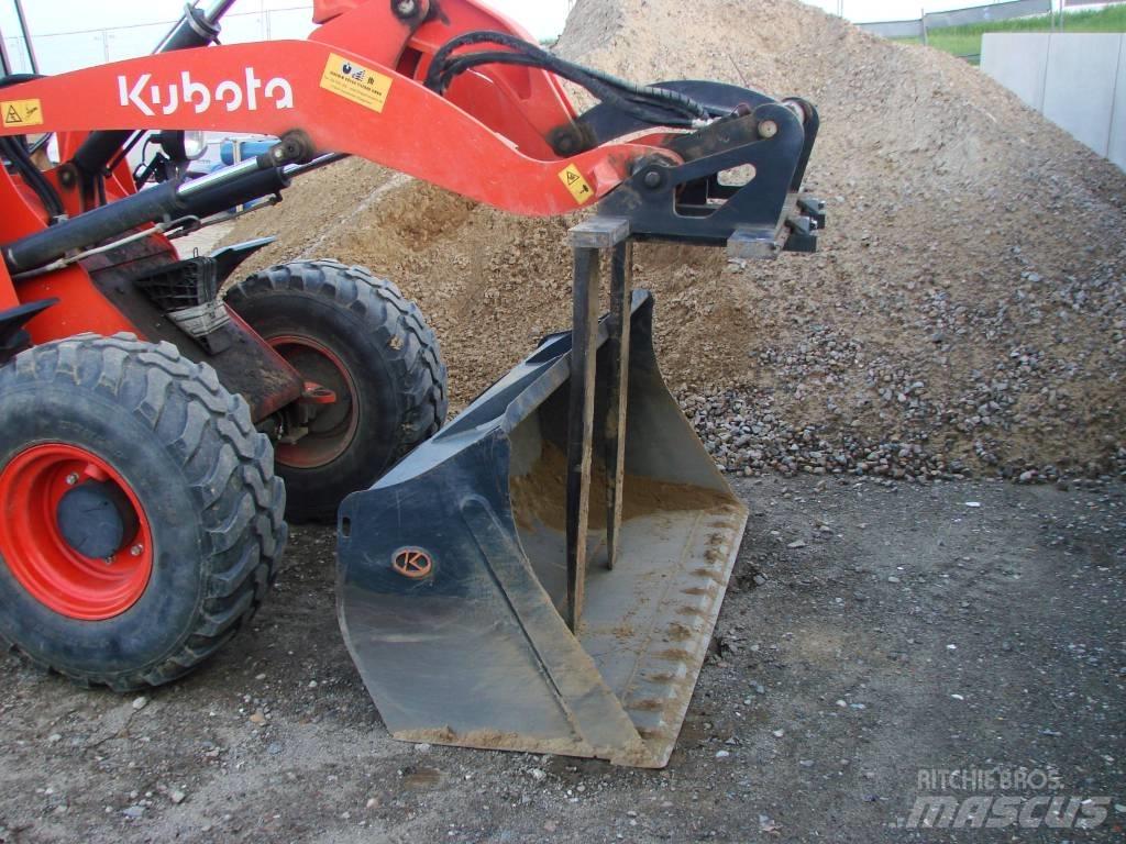Kubota R 082 Pás carregadoras de rodas