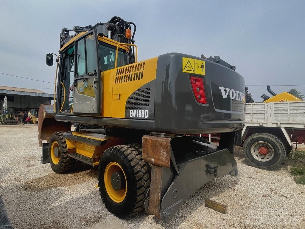 Volvo EW 180 C Escavadoras de rodas