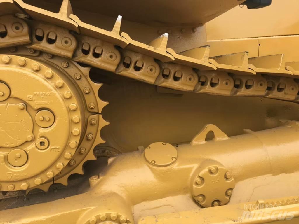 CAT D8R Dozers - Tratores rastos