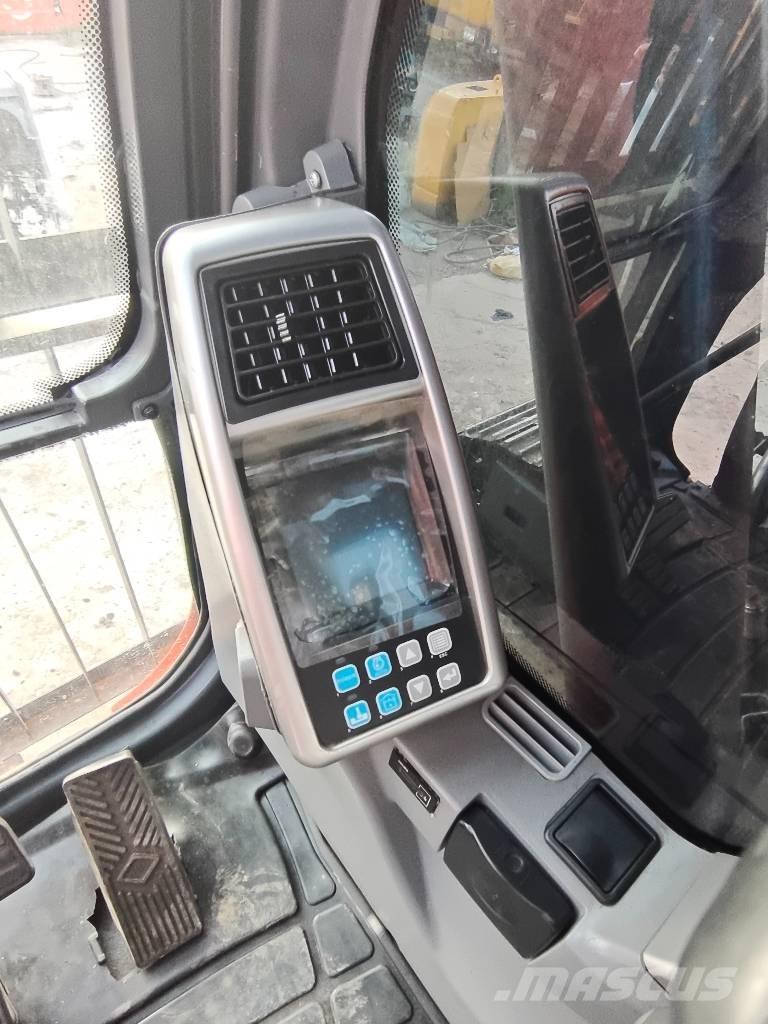 Doosan DX 225 LC Escavadoras de rastos