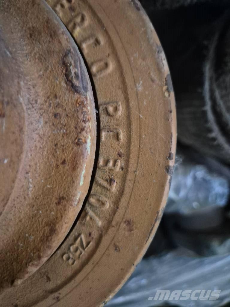 CAT D 6 Rastos, correntes e material rodante