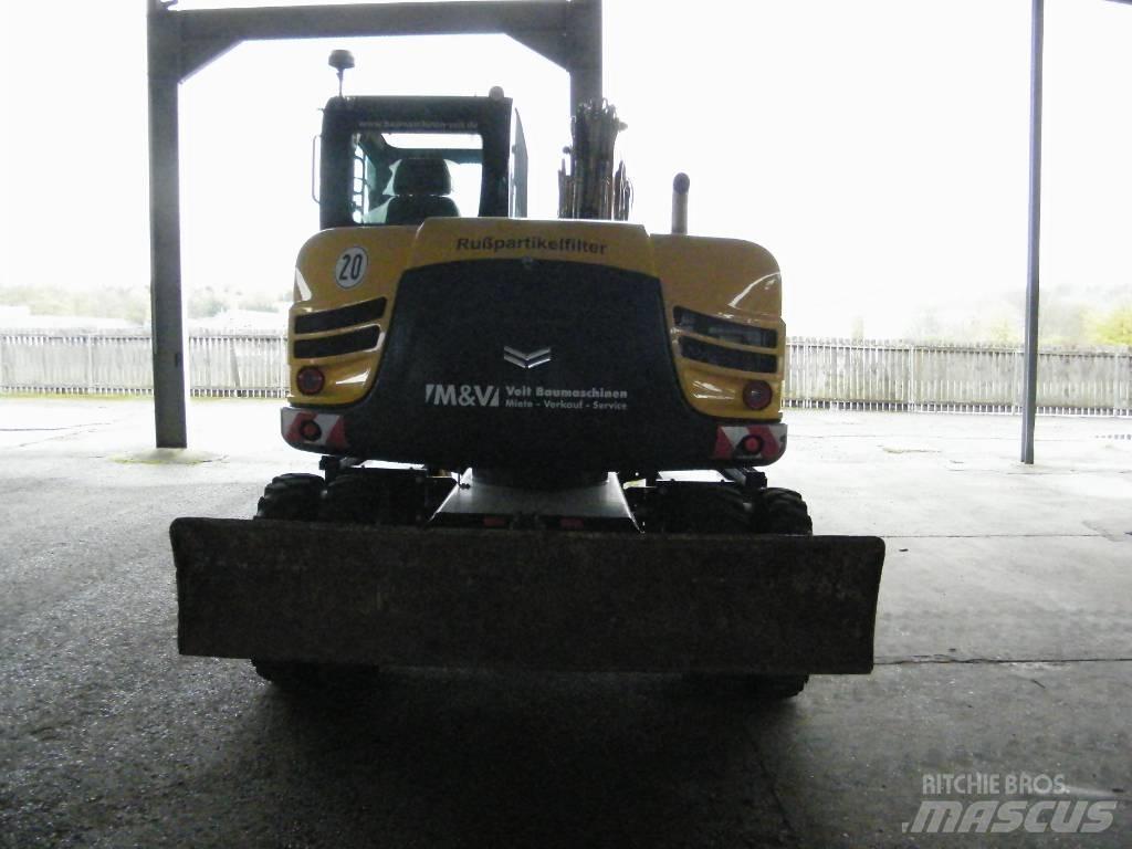Yanmar B95W Escavadoras de rodas