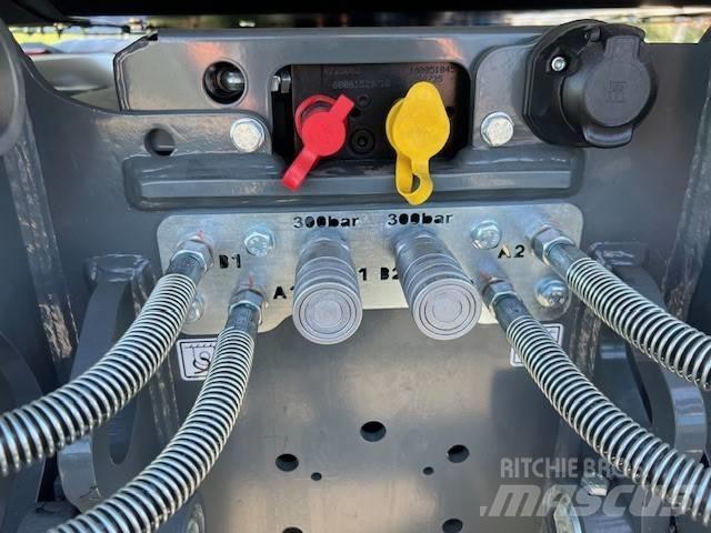 Wacker Neuson EW 100 Escavadoras de rodas