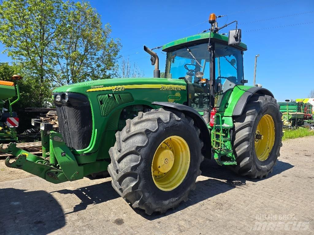 John Deere 8320 Tratores Agrícolas usados