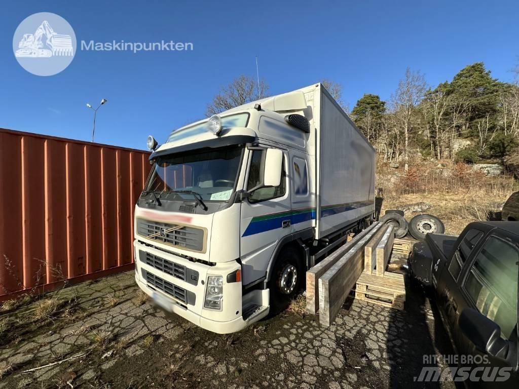 Volvo FM 300 Camiões de caixa fechada