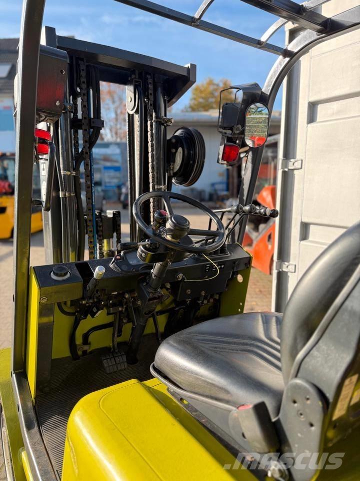 Clark CMP 25 L Empilhadores a gás