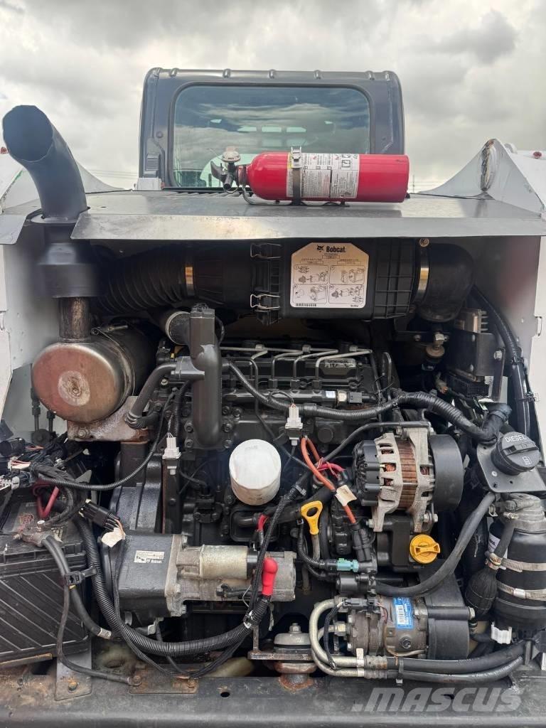 Bobcat T 550 Carregadoras de direcção deslizante