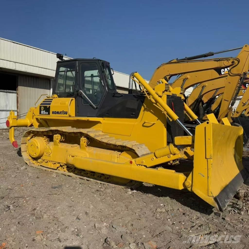 Komatsu D 85 EX-18 Dozers - Tratores rastos