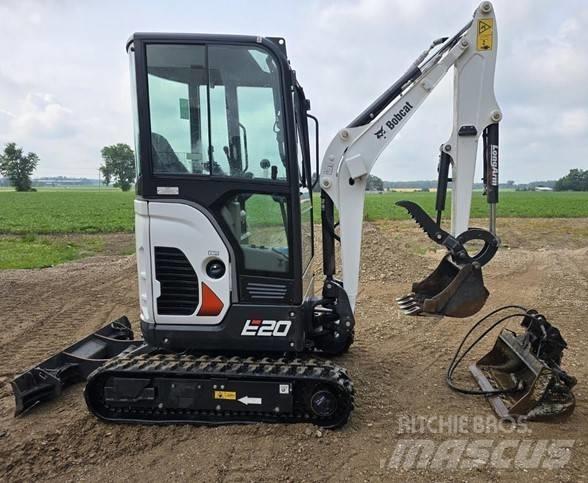 Bobcat E20 Mini Escavadoras <7t