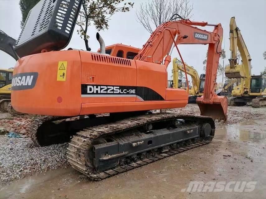 Doosan 225 LC-9 Escavadoras de rastos