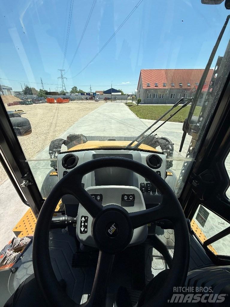 CAT 432f2 Retroescavadoras