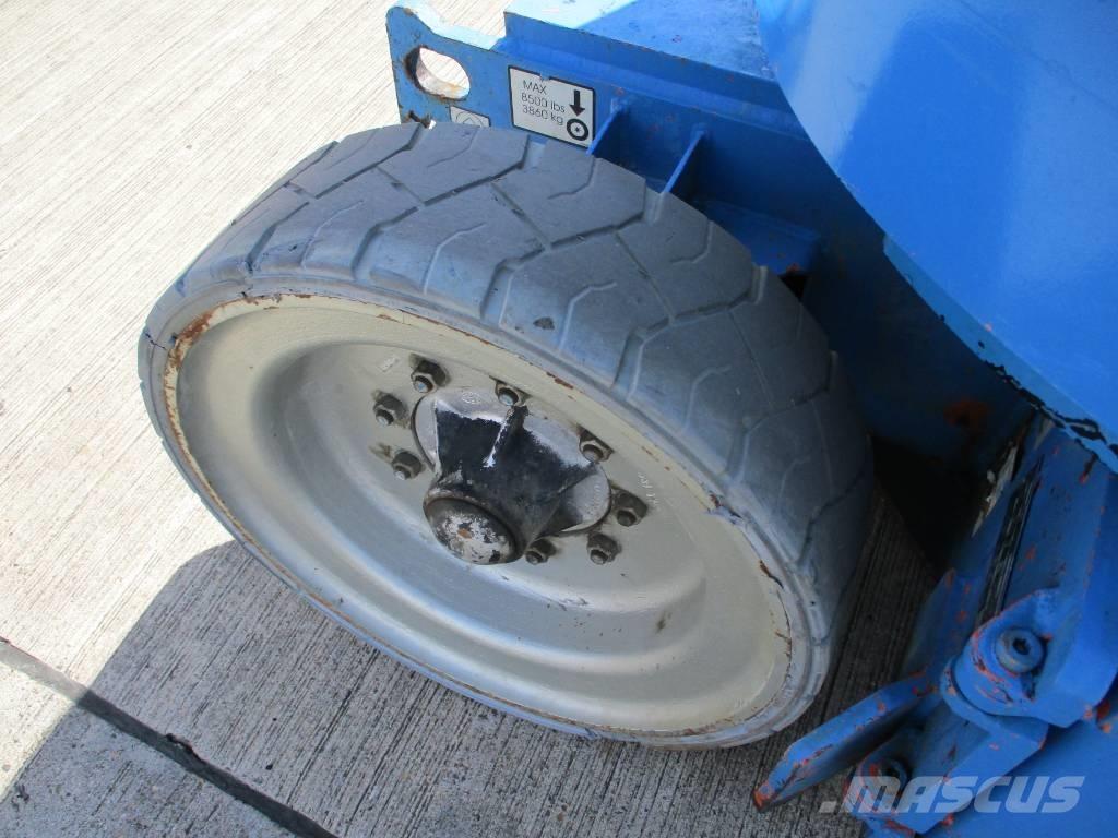 JLG E 300 AJP (180) Elevadores braços Telescópicos