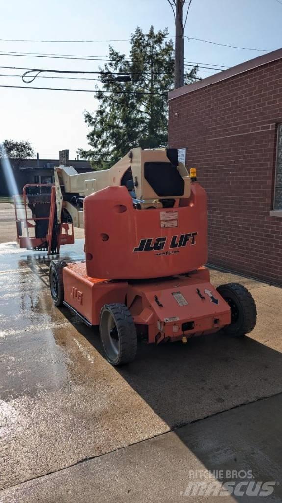 JLG E 400 AJPN Elevadores braços articulados