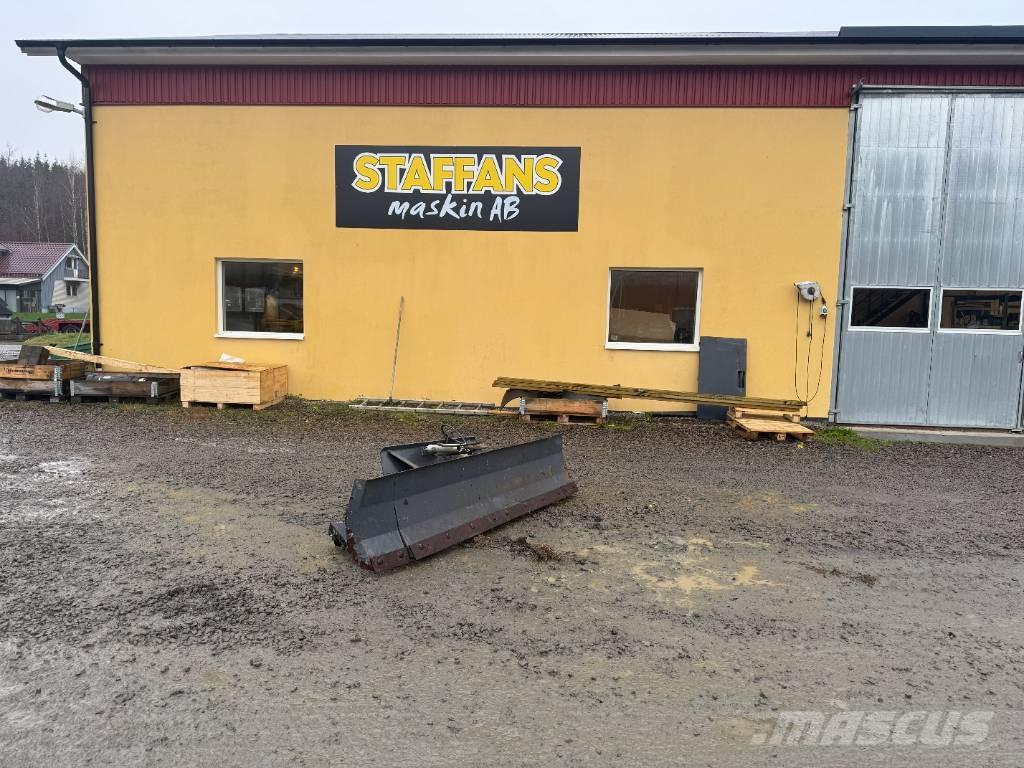 Sami Frontblad Lâminas de neve e arados