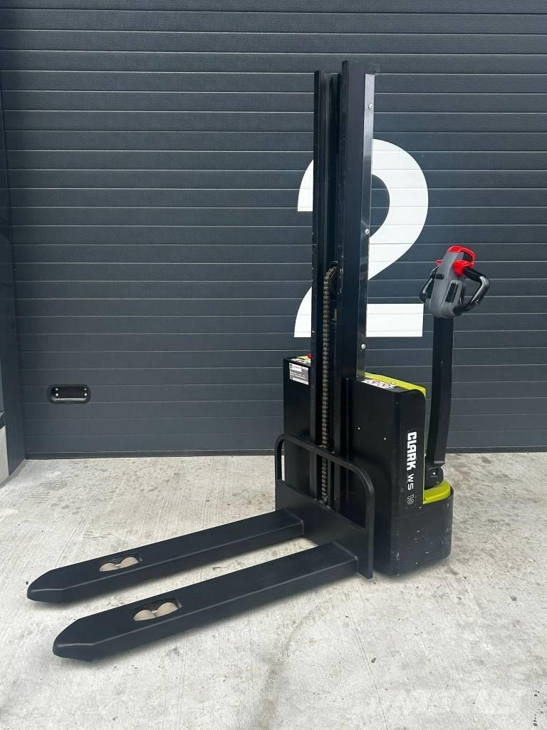 Clark WS10M Empilhador para operador externo