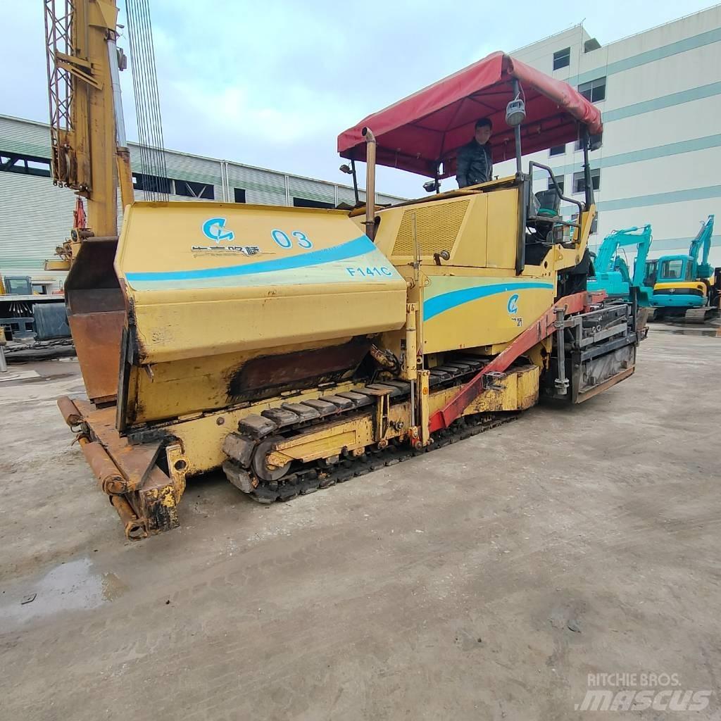 Dynapac F 141 C Pavimentadoras de asfalto