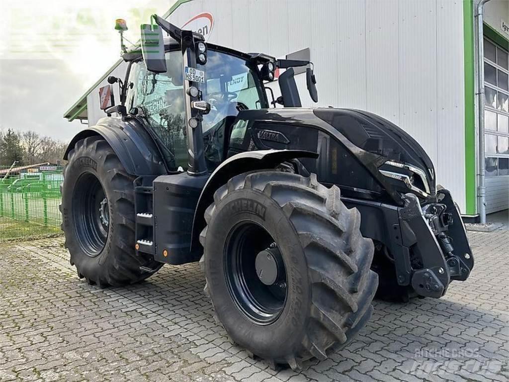 Valtra q305 Tratores Agrícolas usados