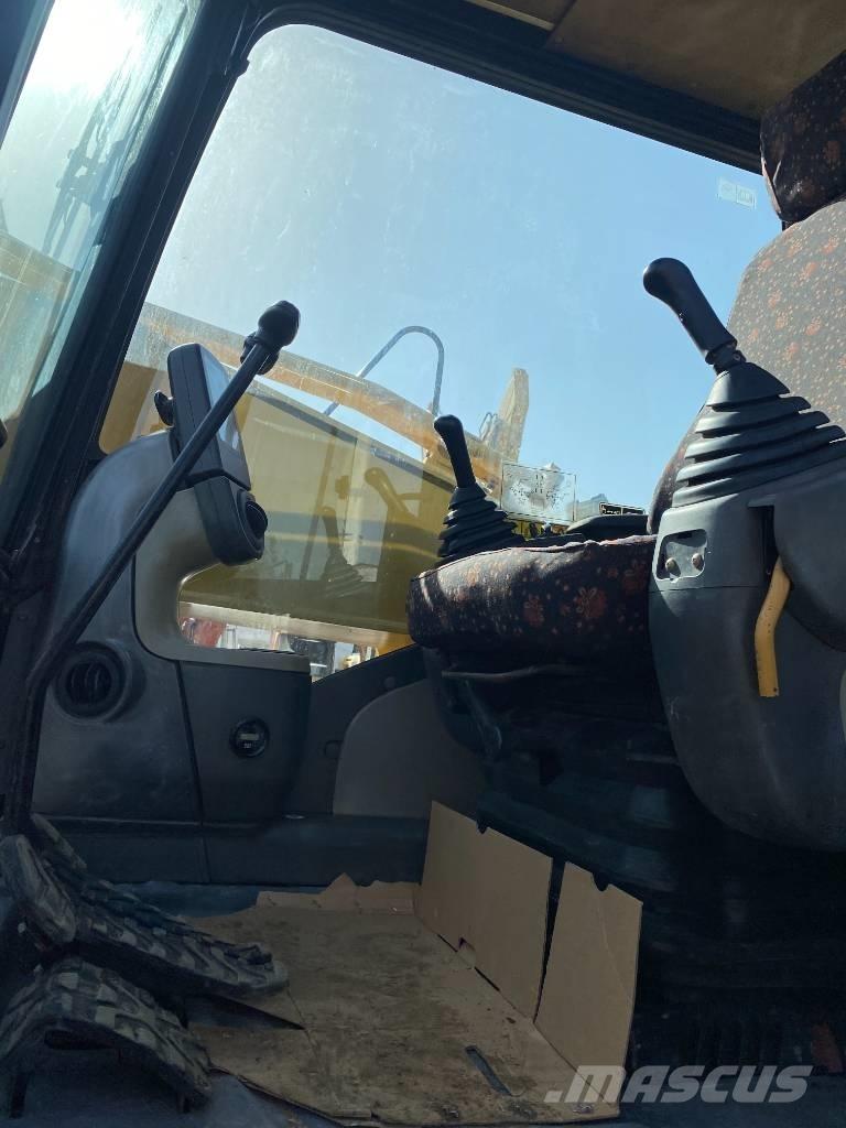 CAT 326D Escavadoras de rastos