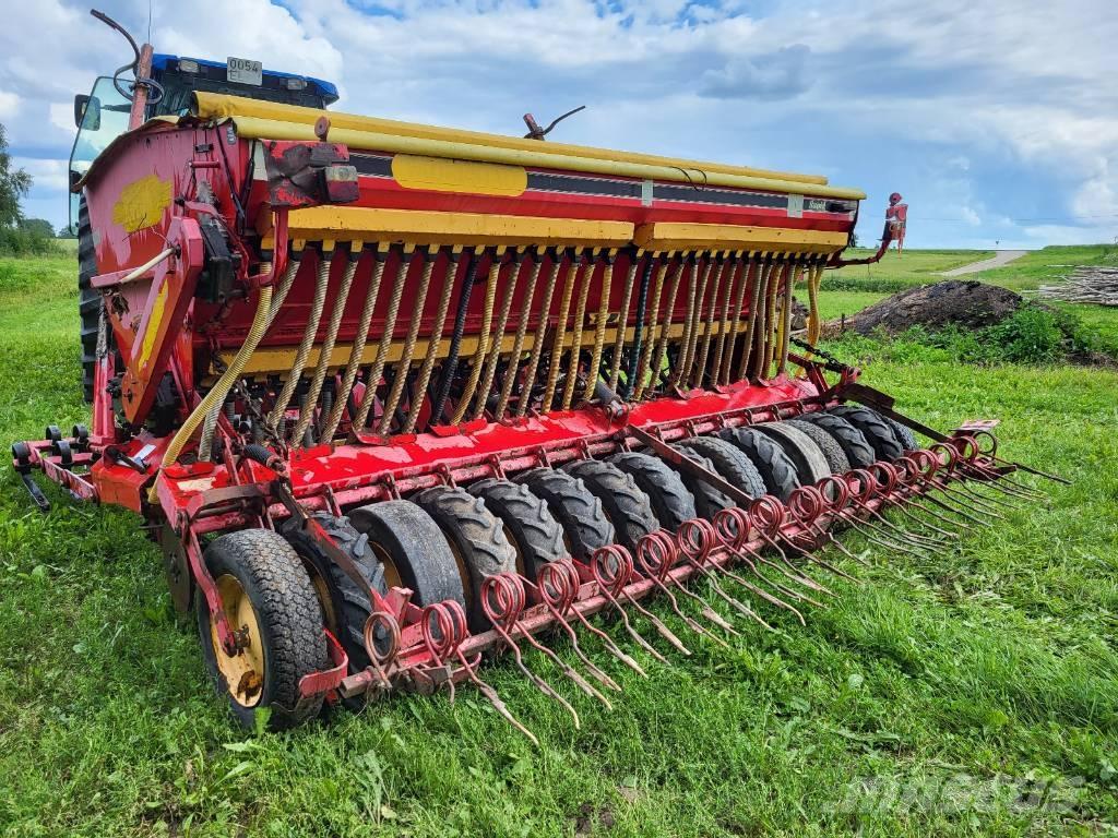 Väderstad Rapid 400C Perfuradoras