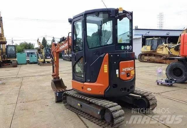 Hitachi 30 Mini Escavadoras <7t