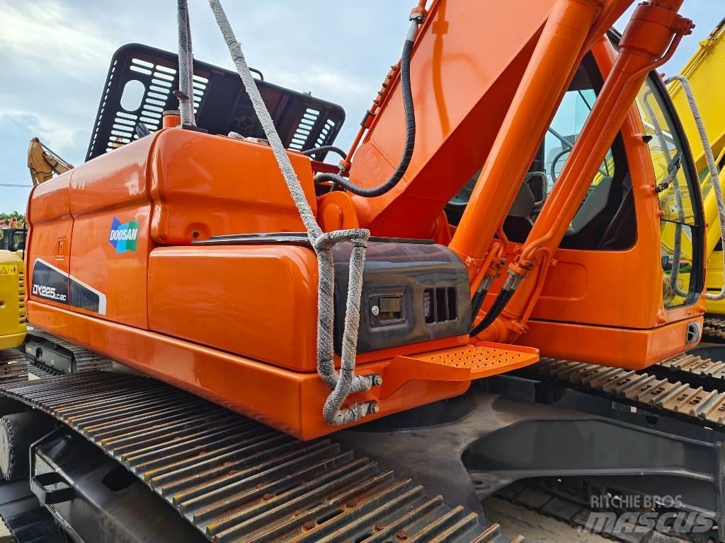 Doosan DX 225 LC Escavadoras de rastos