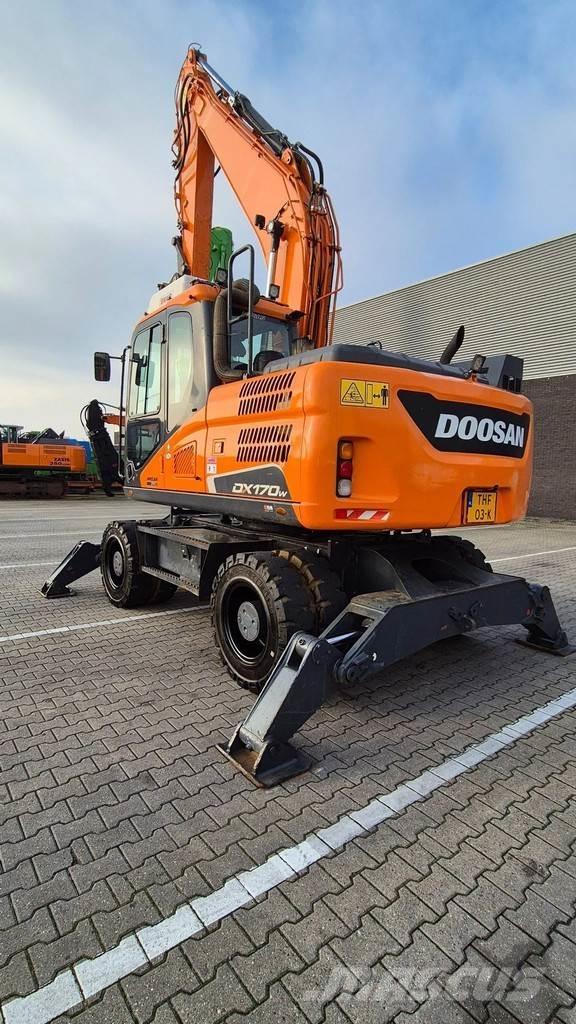 Doosan DX 170W-5 Escavadoras de rodas